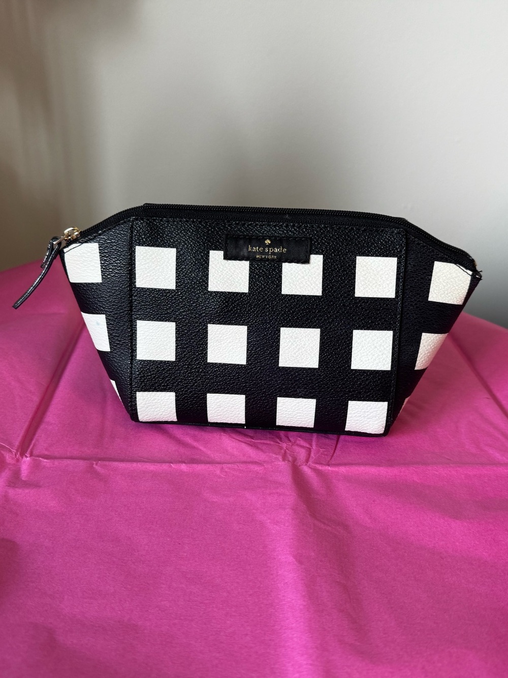 Kate Spade Grove Street Eady Cosmetic Bag – Black & White Pop Art Check
